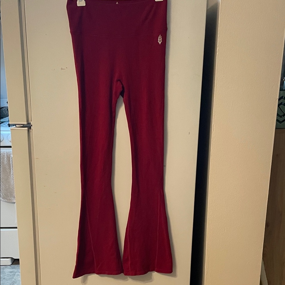 Free People M/L Red Flared Bottom Pant‎